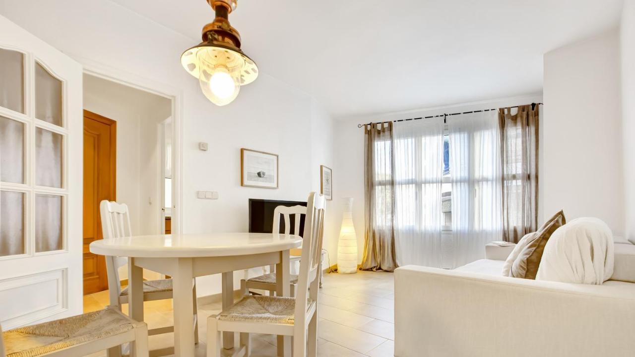 1Mart - Llafranc Apartman Kültér fotó
